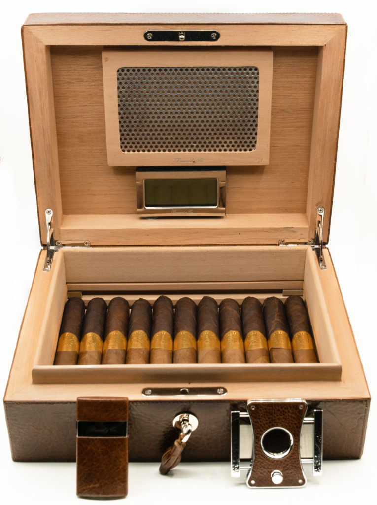 cigar accessories for golf